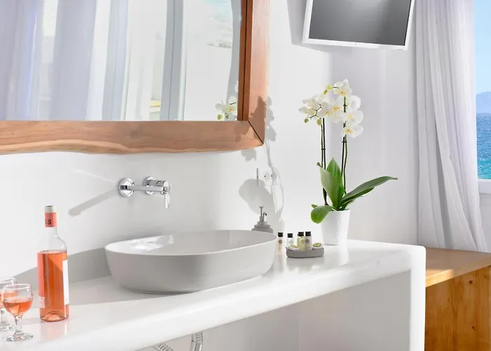 Marietta's Mykonos Town